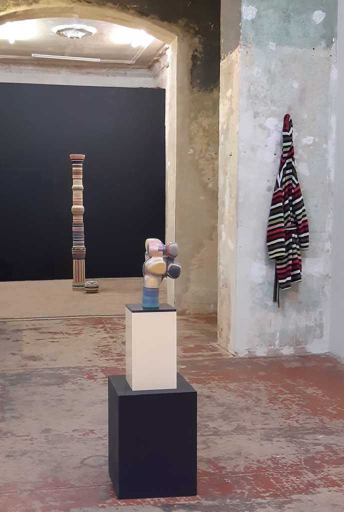 I am always on time, easily and effortlessly,​ ​Exhibition view, Tête, Berlin, 2020